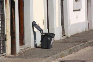 rifiuti differenziata riciclo porta a porta