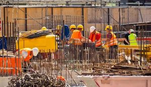 Calura estiva, stop al lavoro nei cantieri: Regione alza l'asticella della protezione dei lavoratori