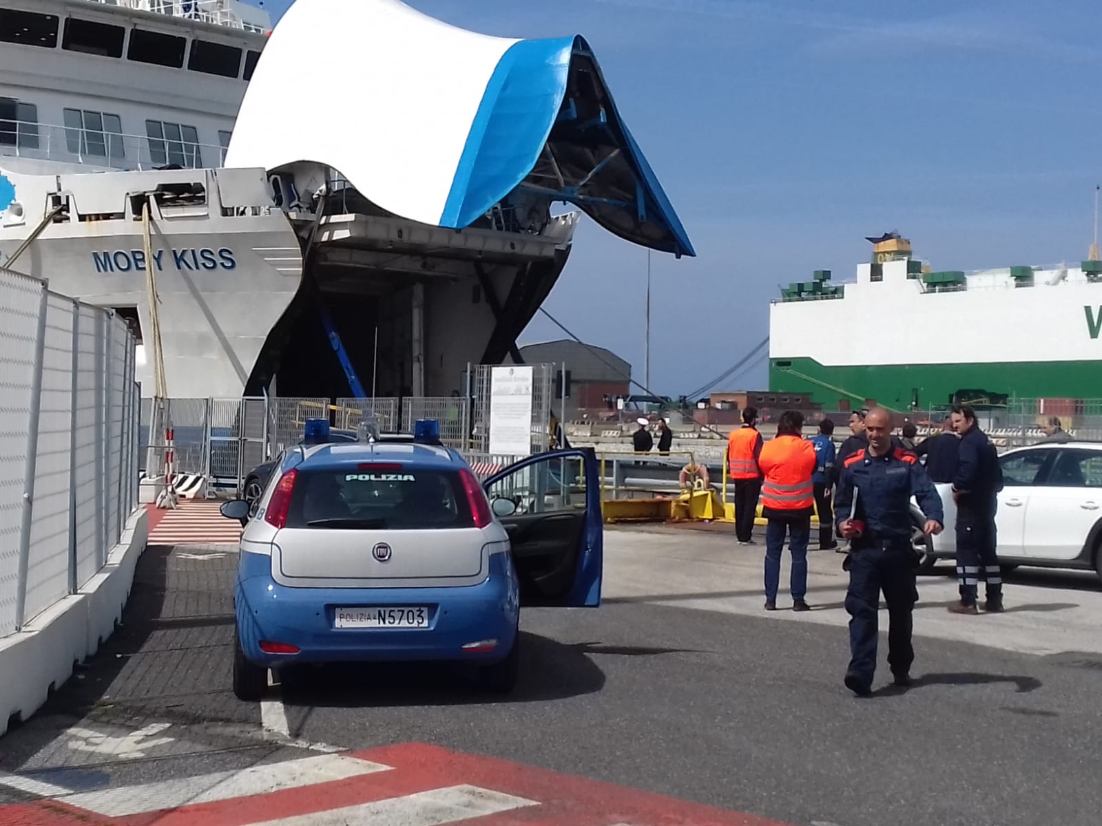 Incidente mortale in porto su un traghetto della Moby Livornopress