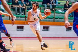 LivornoPress Basket c gold, Pielle-Amen Arezzo Filippo Creatini in azione Basket c gold, Pielle - Amen Arezzo filippo creatini in azione