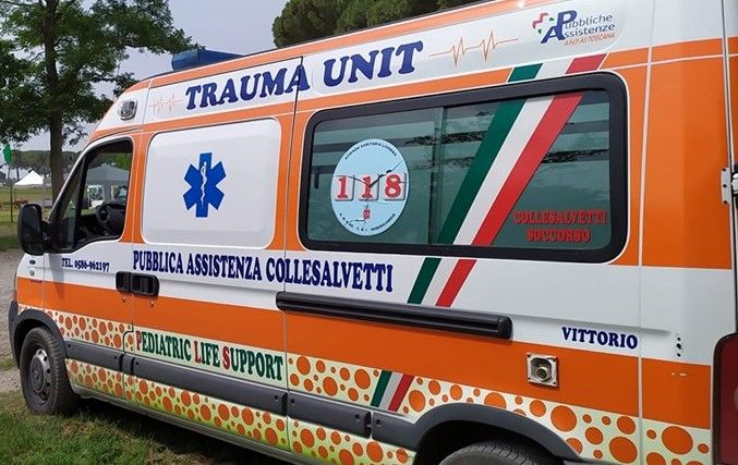 Collesalvetti: incidente stradale sull'Emilia, muore livornese di 39 anni