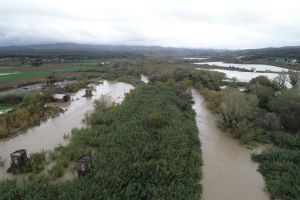 LivornoPress Matempo Piena del fiume Cecina, evacuate 500 persone.foto aeree
