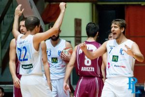 LivornoPress Pielle Siena 19-20 esultanza