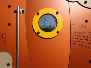 Collesalvetti parco giochi inclusivo, appena aperto è già vandalizzato