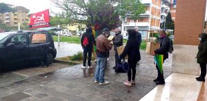 Curva Nord e PC Livorno distribuiscono pacchi alimentari a Corea e Shangai