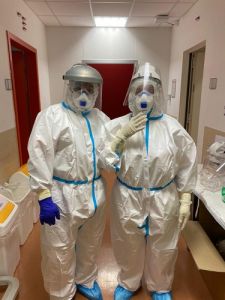 In foto i fisioterapisti  Domenico Chianese e Sandra Barbera