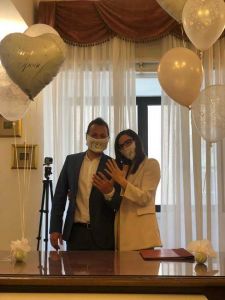 Malattie Infettive Livorno, fiori d’arancio per Giulia l’infermiera anti-Covid