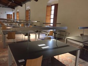 delimitazioni e gli accorgimenti per il distanziamento sociale ai Bottini dell'Olio