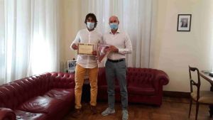 Salvetti riceve lo scalatore livornese Alessio Anguillesi
