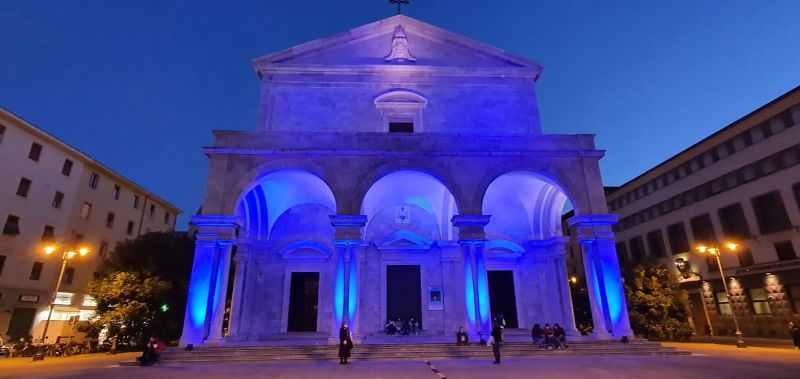 Giornata mondiale del diabete, i monumenti illuminati blu a Livorno