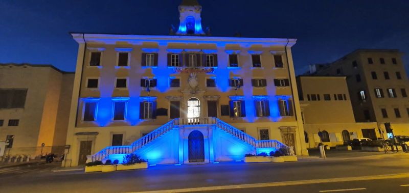 Giornata mondiale del diabete, i monumenti illuminati blu a Livorno