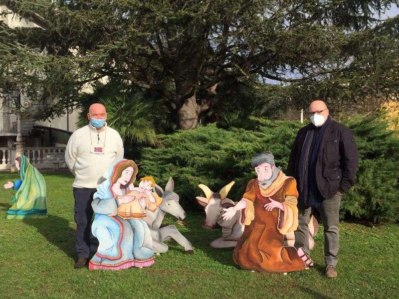 Bibbona, la tradizione del presepe in paese si ripete. il sindaco Fedeli ringrazia Buggea