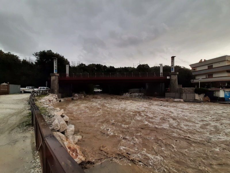 La foto Maltempo Livorno, il ponte Chioma