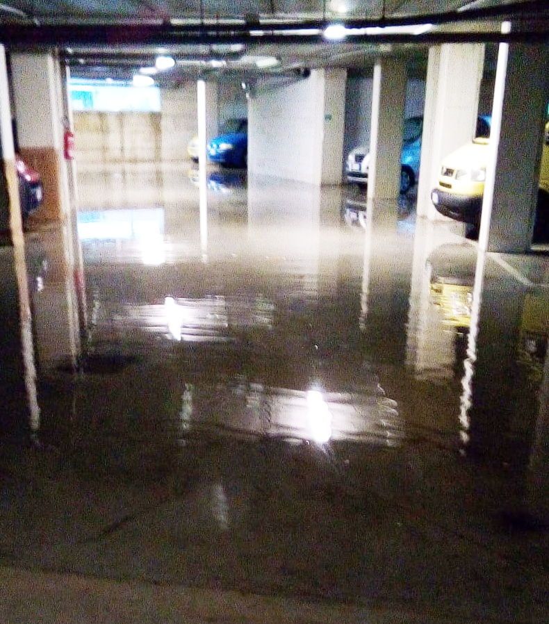 Nuove case ERP di via Bixio, i garage allagati