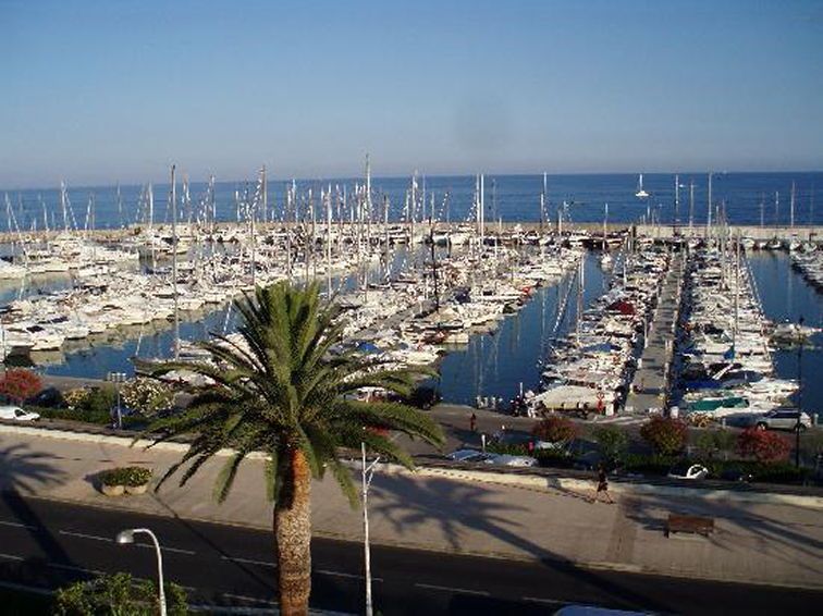 Urbanistica e mobilità Il sistema dei fossi, Il Porto Mediceo e la Bellana