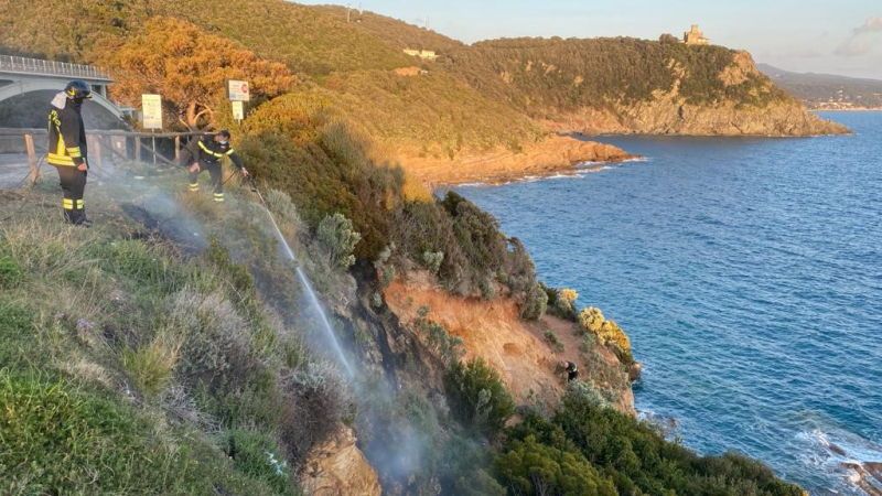 Incendio a Calignaia subito domato grazie alla segnalazione di una cittadina