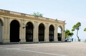 Una lapide commemorativa per Anna Franchi, scrittrice, giornalista e biografa dei macchiaioli