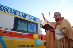 La Misericorcia di Antignano inaugura una nuova ambulanza (14)