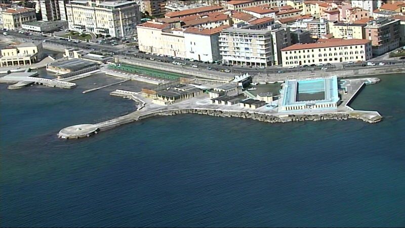 Pasqua, Livorno deserta, le immagini dall'elicottero della polizia