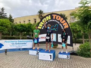 Elba Iron Tour Road, Chané pronto all’enplein podio maschile