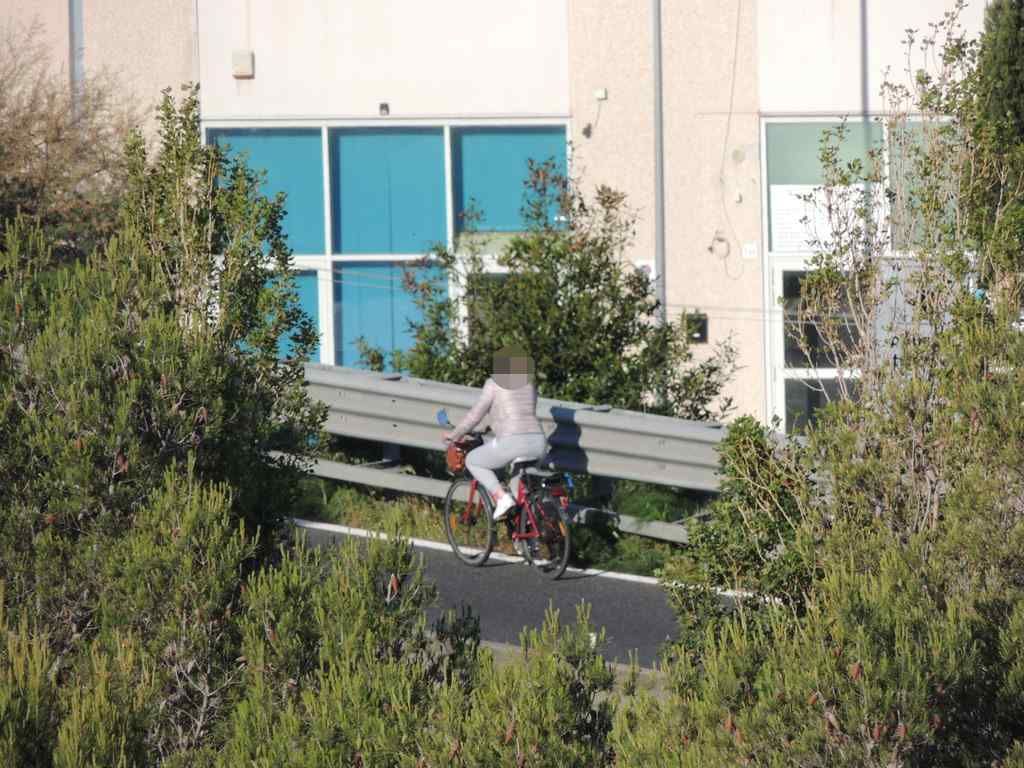 Variante, "Tutti i giorni c'è chi ci passa in bici o monopattiino"