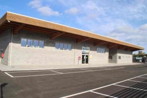 Mese del dono scolastico, porta il tuo materiale a Brikke Brakke e riceverai un libro