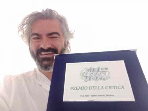 stefano santomauro Premio della Critica al Festival Nazionale della Comicità 2021