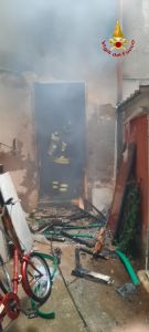 incendio laboratorio via michon