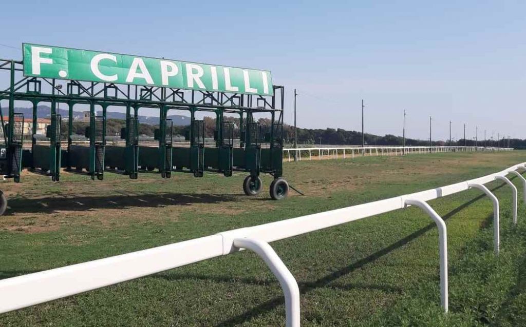 Al Caprilli "cavalli all'ordine dello start", prima gara ore 14.15. Tutti gli iscritti alle 5 corse
