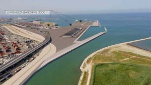 Darsena Europa, Ghiozzi (Lega): “Scelta strategica separare carriere operative e gestionali”