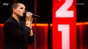 Febe conquista la sedia ai Bootcamp X Factor. Tradita" dallo switch di Mika la cede a Fellow