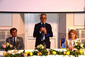In foto Vito Vannucci, presidente del Rotary Club Mascagni