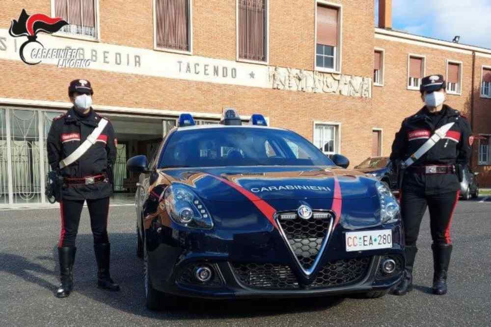 Le gazzelle dei carabinieri si "tingono di rosa", ecco le prime radiomobiliste in servizio a Livorno