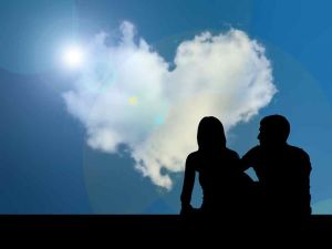 San Valentino, immagini e video da inviare su WhatsApp per dire ti amo