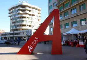 Spaccio in piazza Attias, denunciato un 21enne