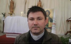 Don Yuriy Machalaba della Chiesa Ucraina ringrazia Livorno per gli aiuti ricevuti