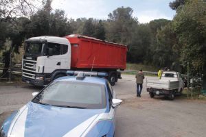 Limoncino: altro camion che non riesce a passare e intanto arrivano le richieste danni