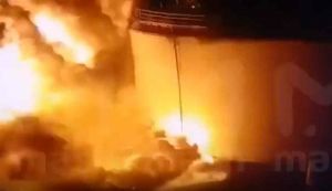 Bryansk, in fiamme deposito petrolifero russo a 150Km dal confine ucraino (Video)