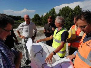 Sopralluogo del sindaco Luca Salvetti al cantiere della rotatoria di Montenero, i lavori inizieranno dopo il 19 settembre (Video)