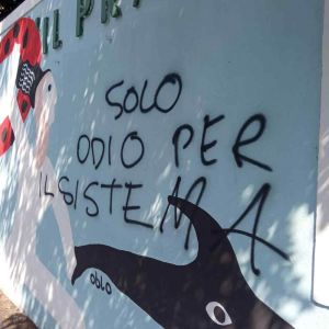 Scritte sul murale del centro disabili "Il Prato", Salvetti: "ho dato incarico alla municipale di indagare"