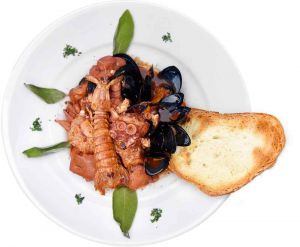 Al via il Cacciucco Pride 2025: tre giorni di gusto, tradizione e folklore