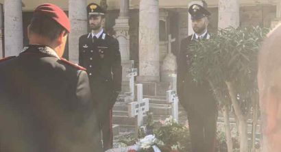 Nassirya, i carabinieri ricordano quel tragico evento. Deposto un cuscino di fiori sulla tomba del Sottotenente Fregosi (3)