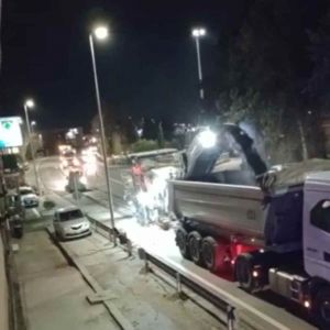 News - Stagno, iniziati in notturna i lavori di asfaltatura della via Aurelia