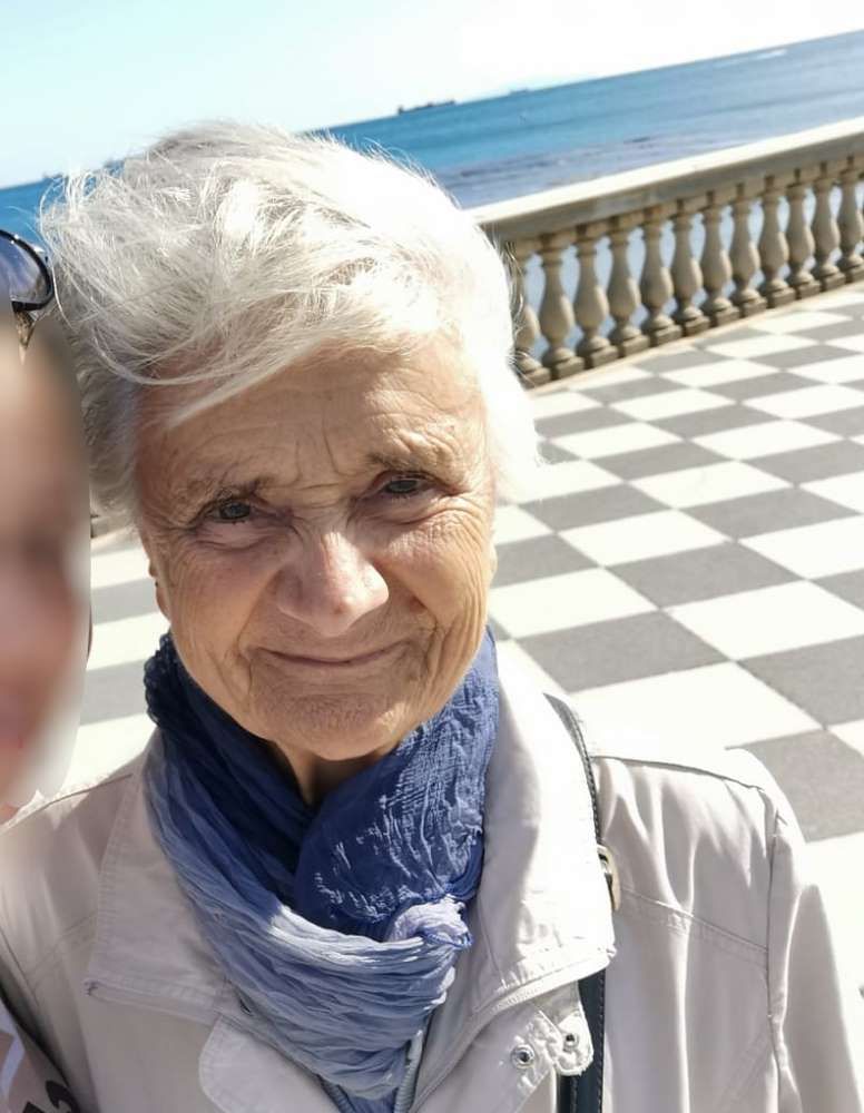 Attenzione, Giovanna si è persa in zona Stazione la figlia la cerca disperatamente. Chi la vede contatti la figlia