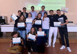 Plastica e ambiente, gli studenti della Cams insigliti del titolo di Junior Ambassador. L'elenco dei premiati