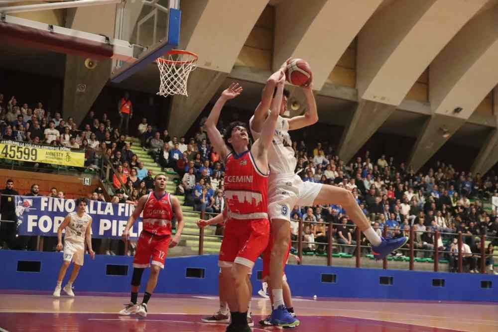 Playoff basket, Mestre fortissima ma la Pielle è meravigliosa (76 a 74). I video della partita