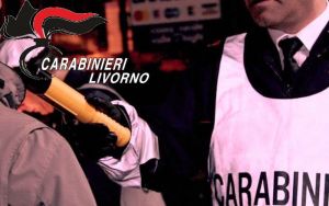 Sinistro stradale, conducente 33enne con alcol quasi 5 volte oltre il limite perde la patente e viene denunciato