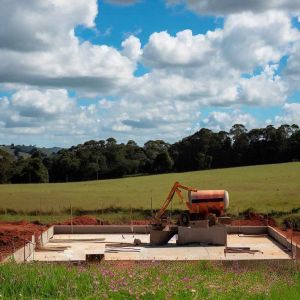 "Per colare il cemento tra PD e destra le differenze sono inesistenti"