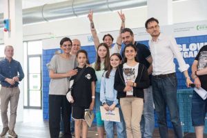 secondi classificati 1°M - Scuola C.Cassola - Palazzi - CECINA