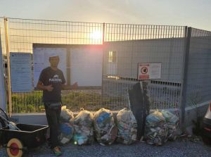 Scolmatore e Via Mattei, weekend di pulizie per l’ambientalista Mr. Green